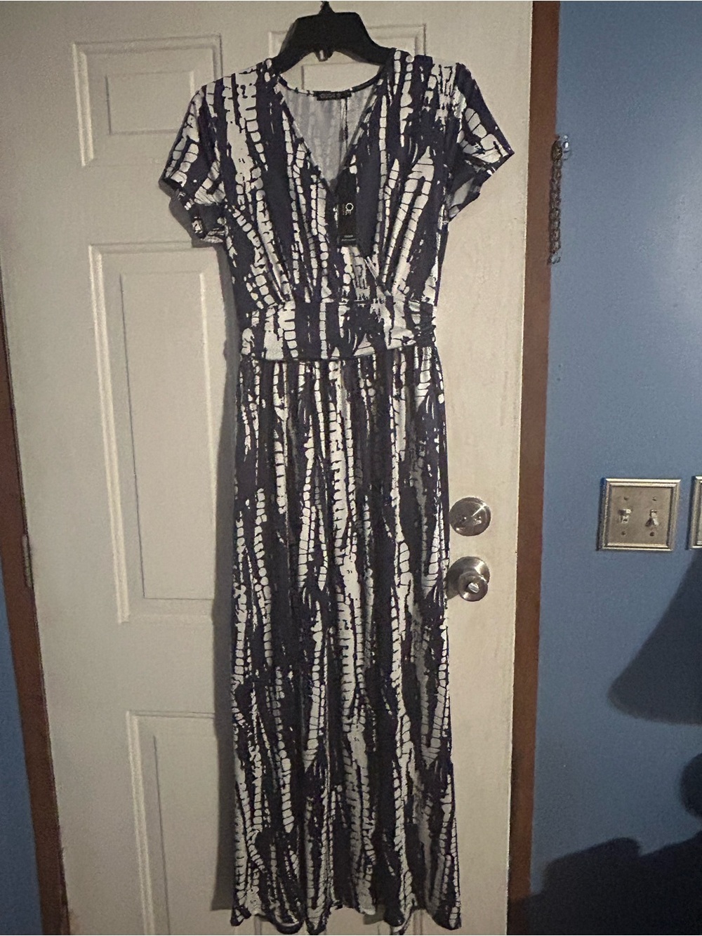 Ouges Women's V Neck Sleeveless Dress Size Small Navy Blue NWT